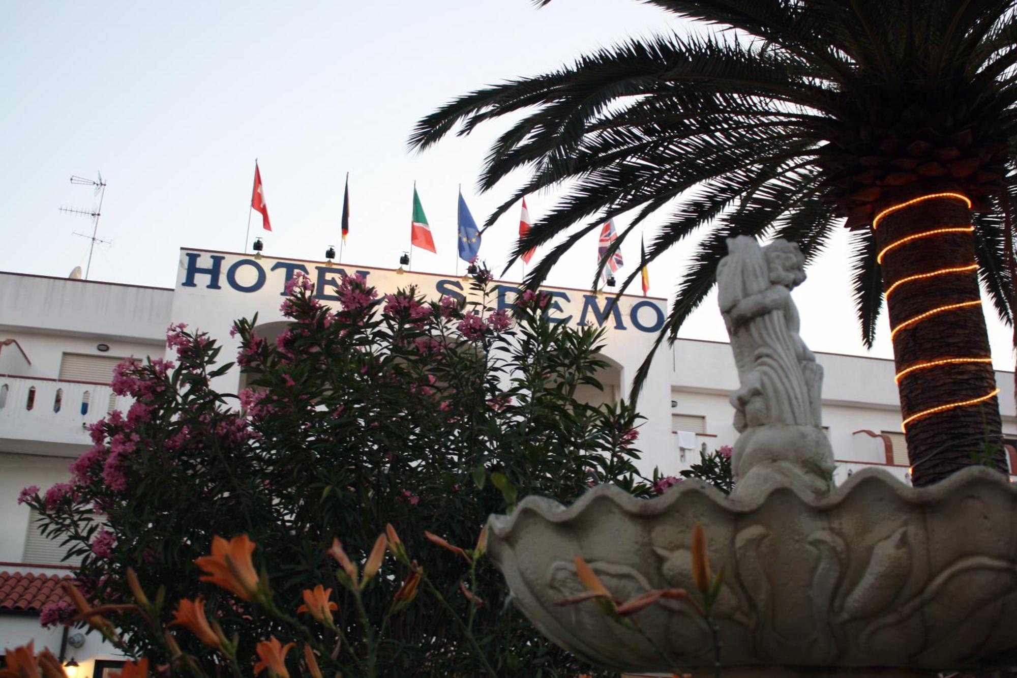 Hotel San Remo Martinsicuro Exterior foto